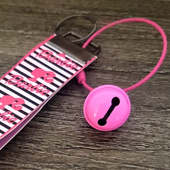 Barbie Key Fob Wristlet 🎉2/$30🎉 - Picture 5 of 5